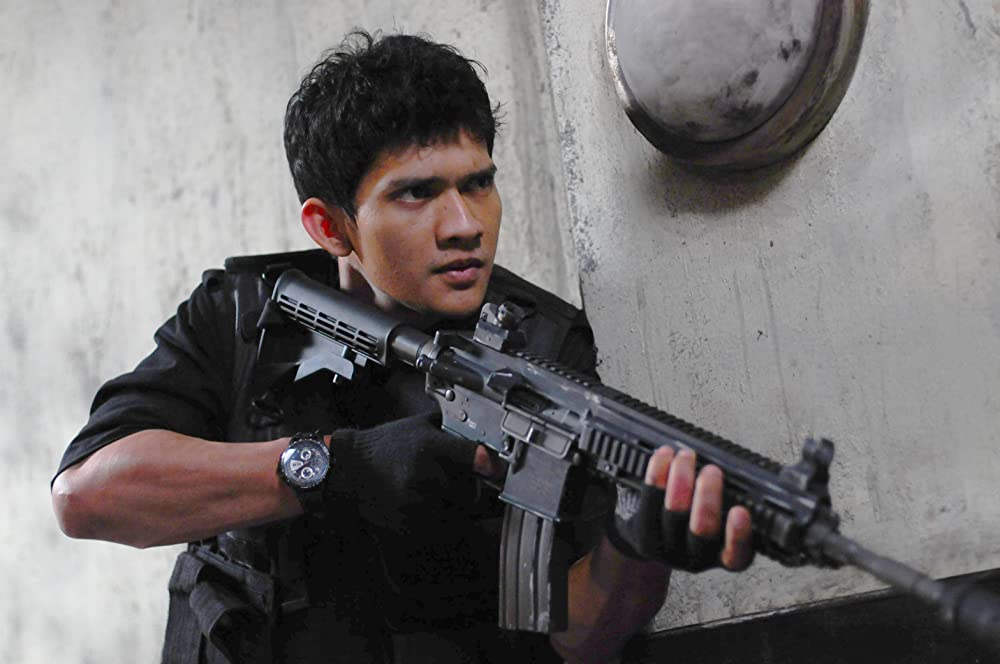 Фильм expendables 3. Рейд фильм 2011. Боевики полностью. Боевики полностью. Рейд 2 фильм.