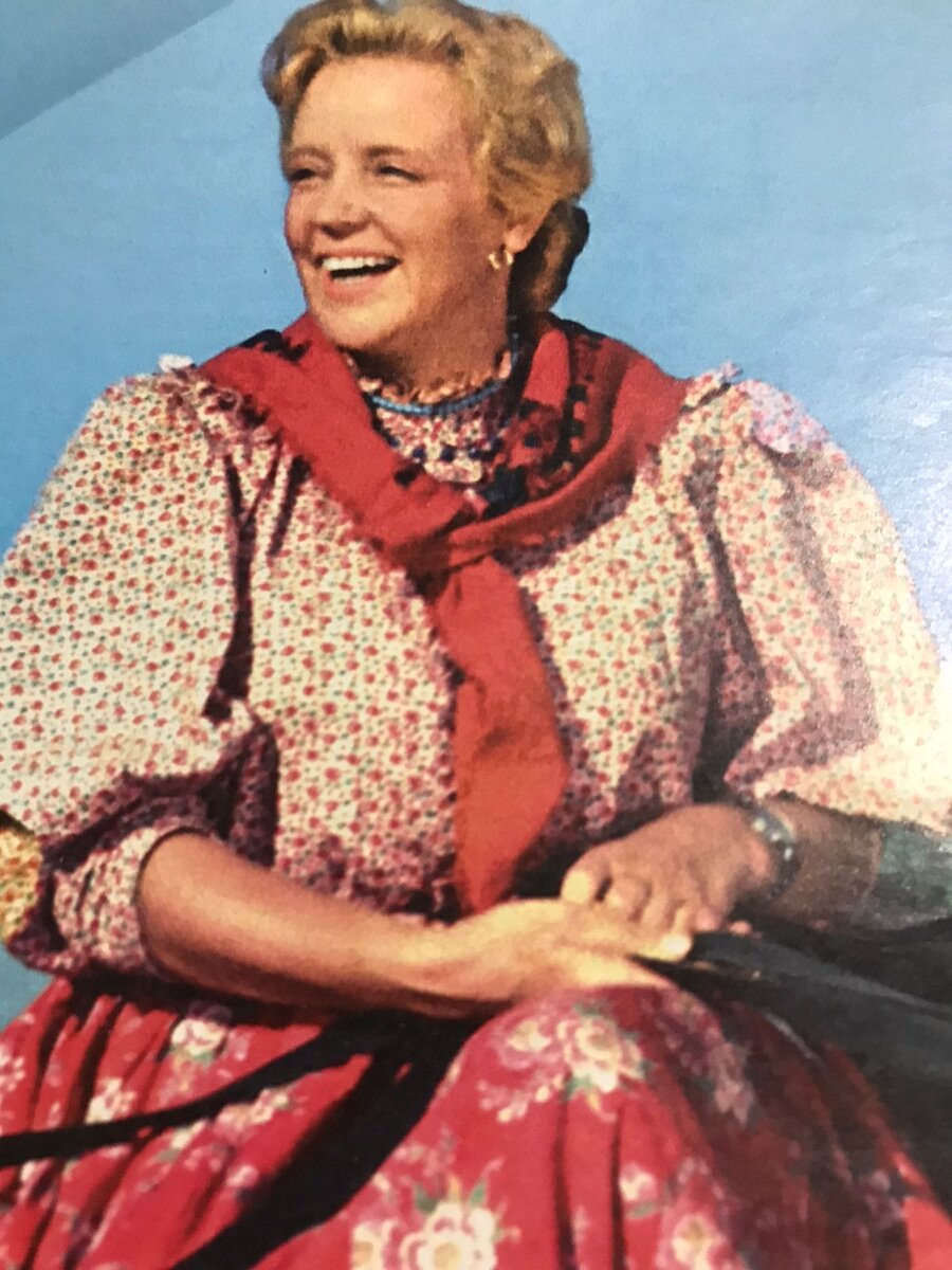 Кадр из фильма "Кубанские казаки"