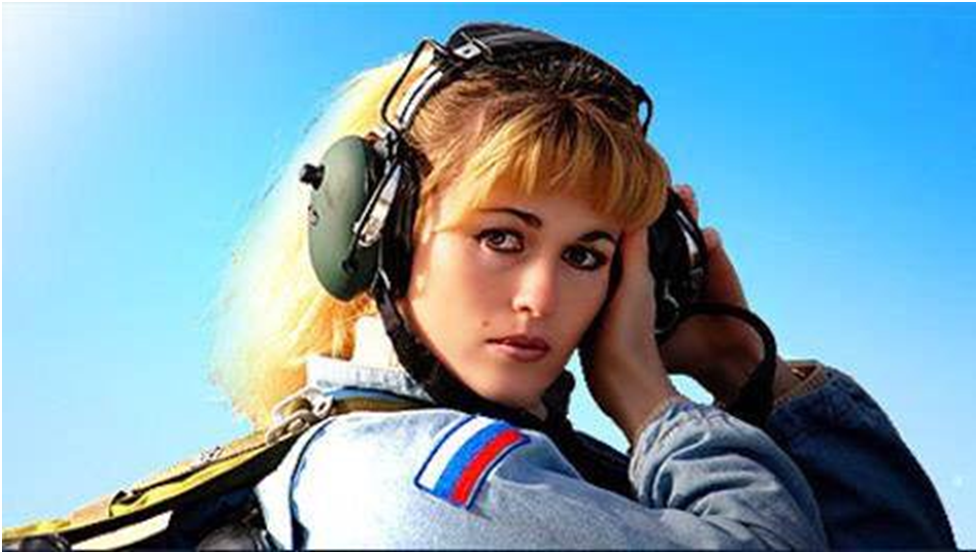 Единственная  женщина-испытатель в ОКБ Сухого -  Светлана Капанина.