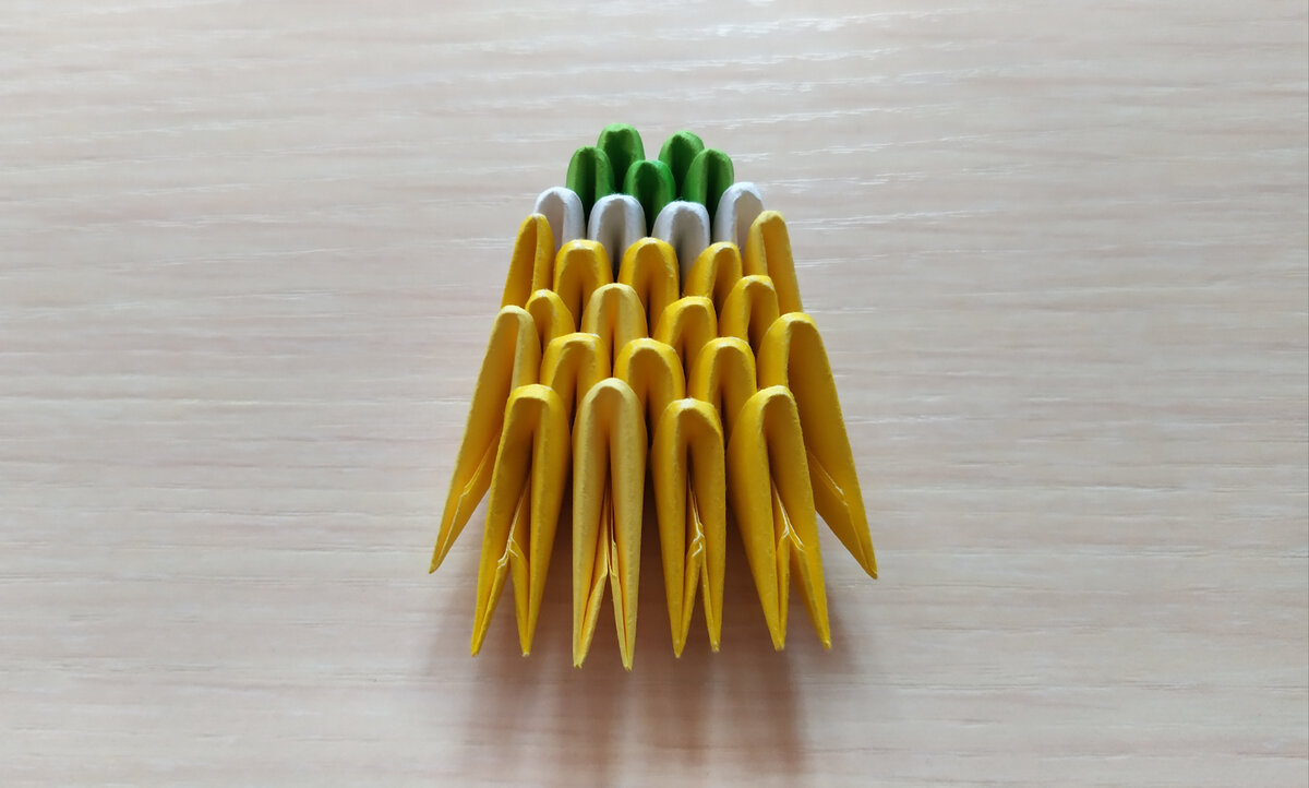 Легкие оригами банан: инструкция с фото