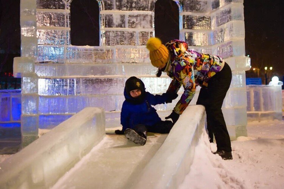     На ледовый городок в центре Новосибирска потратят больше 2,2 миллиона рублей. Алена МАРТЫНОВА, КП-Новосибирск