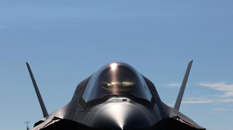 Истребитель Lockheed Martin F-35: первоначальные предложения по закупкам для проекта должны быть представлены бюджетному комитету к середине декабря © Reuters