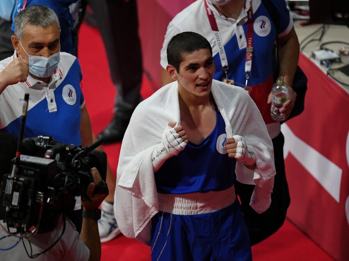    Альберт Батыргазиев и Виктор Фархутдинов© РИА Новости / Рамиль Ситдиков