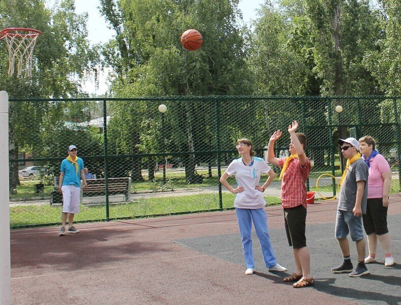 Спортивный праздник Краснознаменск. Спортивный праздник к 23 февраля для пожилых. Интернат балаково