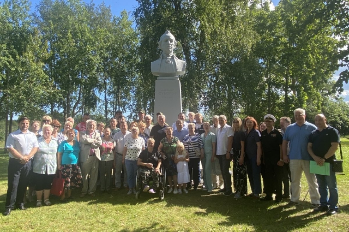    Суворов вернулся в Ладогу.