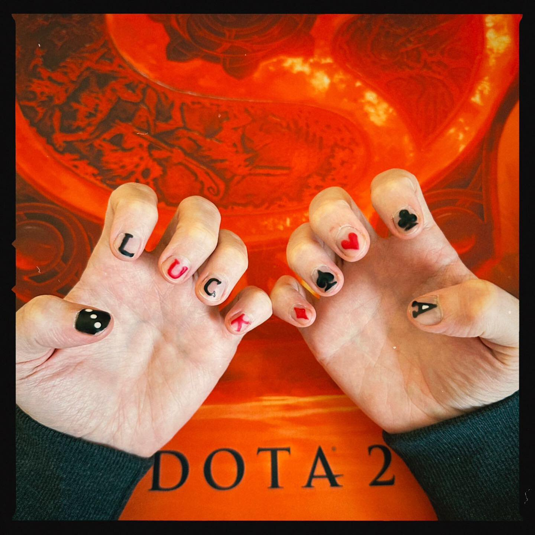     Прошлый маникюр Ace