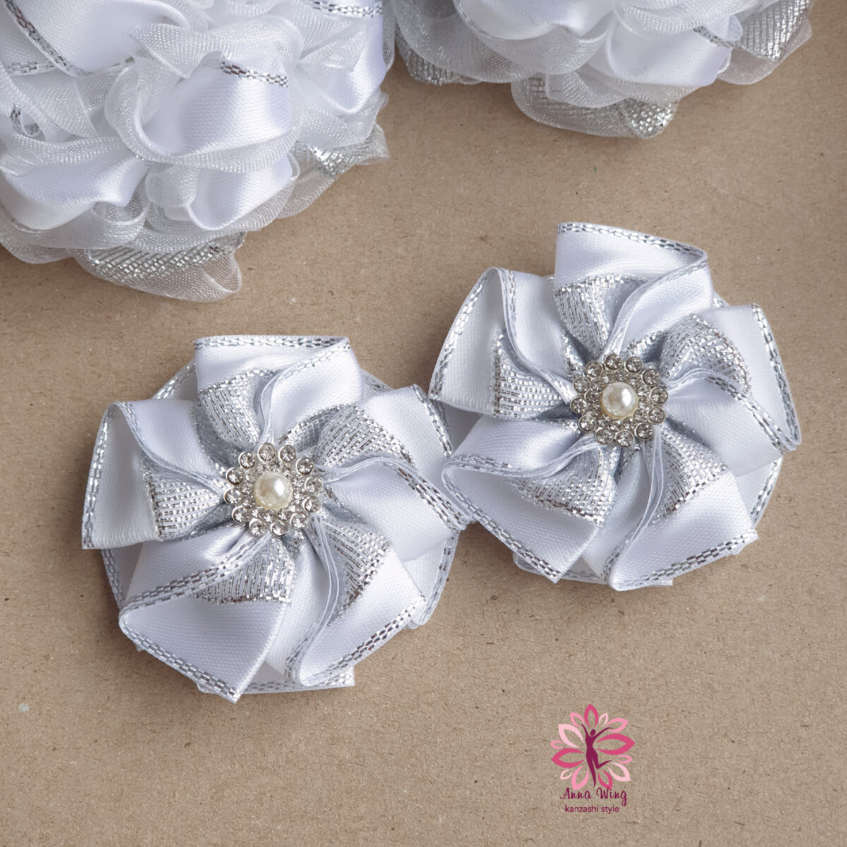 https://vk.com/annawingbows