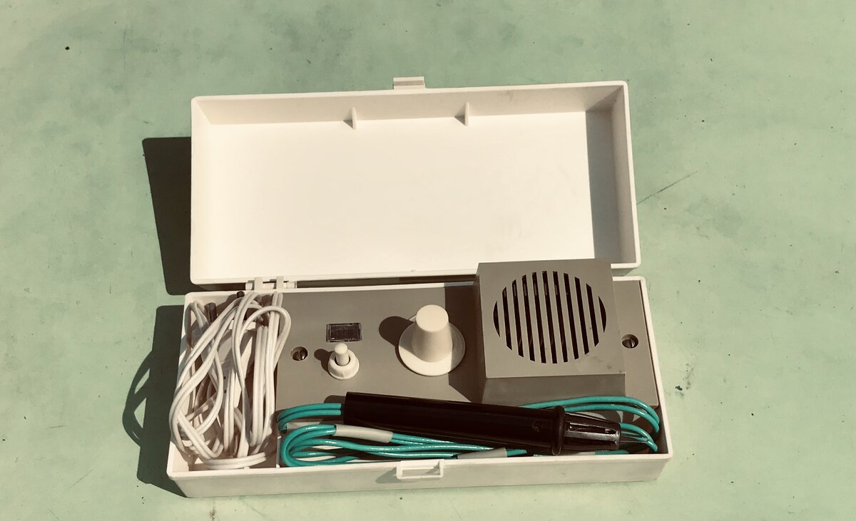 Вот такой прибор для выжигания достался мне по наследству