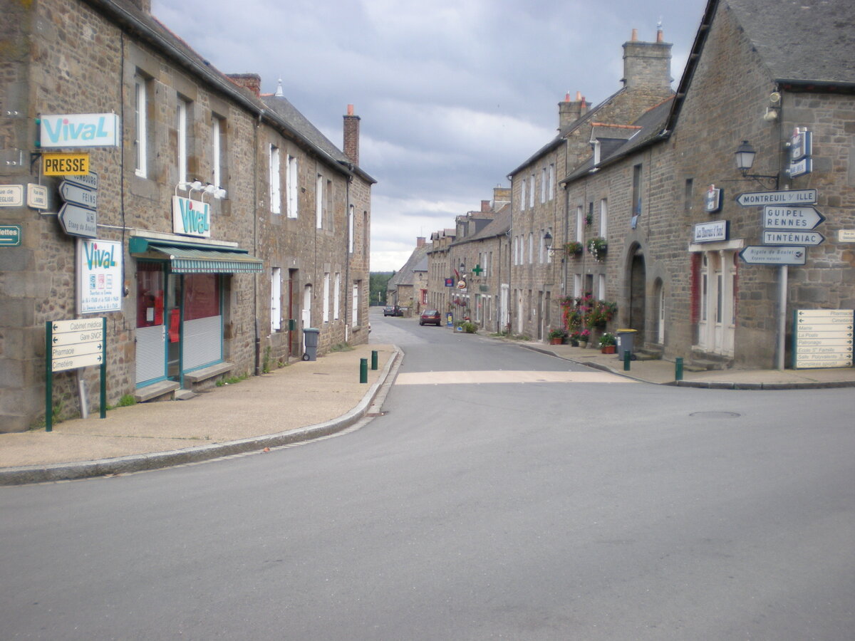 Какой-то французский городок, название не запомнил. Фото автора.