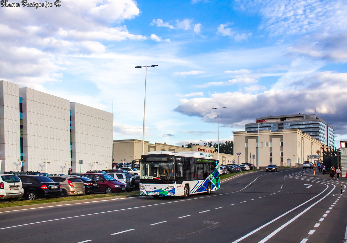 Автобус Lotos-105 на маршруте 436п на Международной улице, Красногорск. Фото: Максим Фандюшин