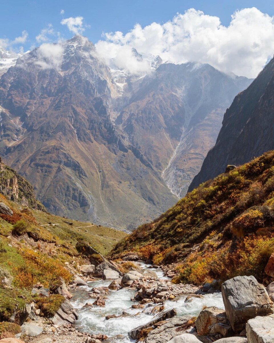 А так выглядит трек осенью