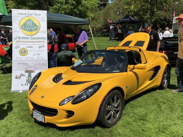 1.8 компрессор, МКПП. гур отсутствует. Авто для ортодоксов. Фото Gearhead Photos. flickr.com