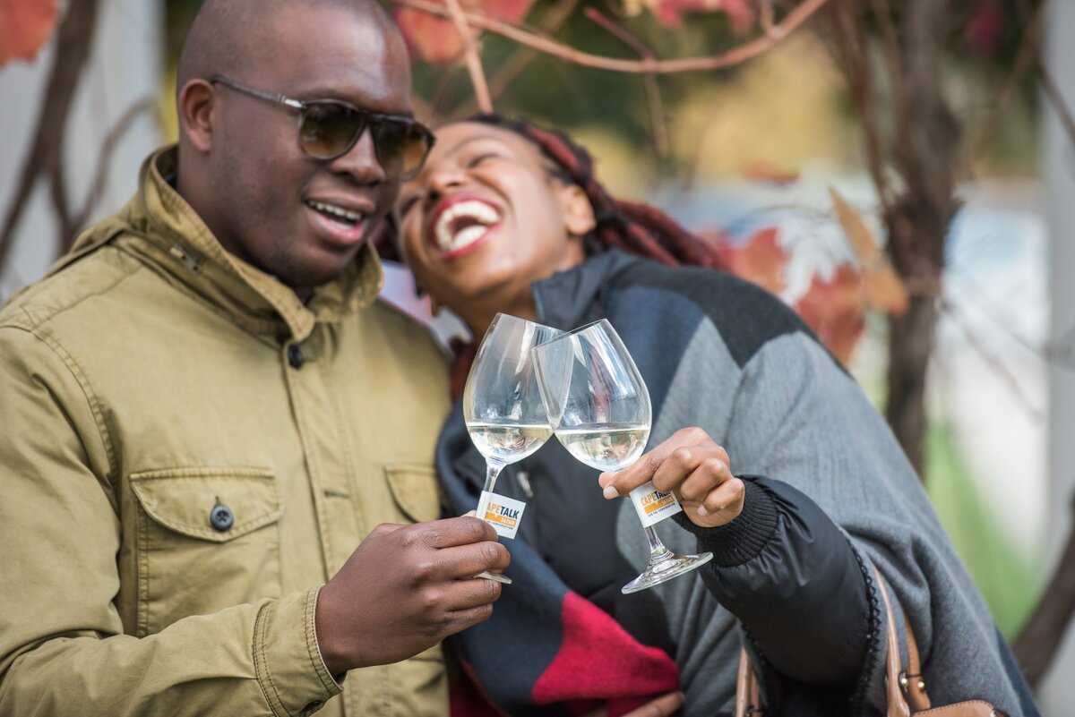 песня в африке реки вот такой ширины