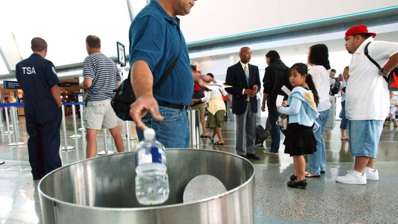 Аэропорты водопровод закупорить