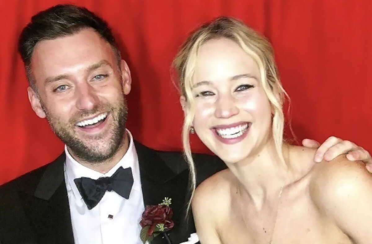 Совместное фото Дженнифер Лоуренс и её мужа Кука Маруни. Источник: Яндекс Картинки 