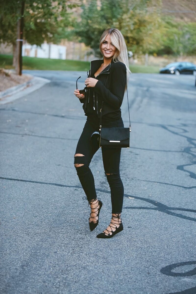 Многие женщины до сих пор носят скинни. Видимо, чтобы привлекать мужчин. /Фото: i.pinimg.com