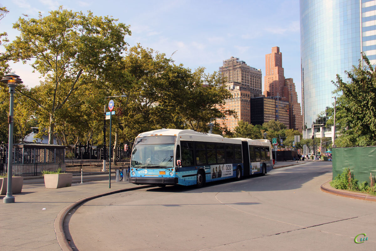 Автобус Novabus LFS Artic № 1273 (AU1596). Конечная станция "South Ferry/Terminal".
Нью-Йорк, 30 сентября 2018 года