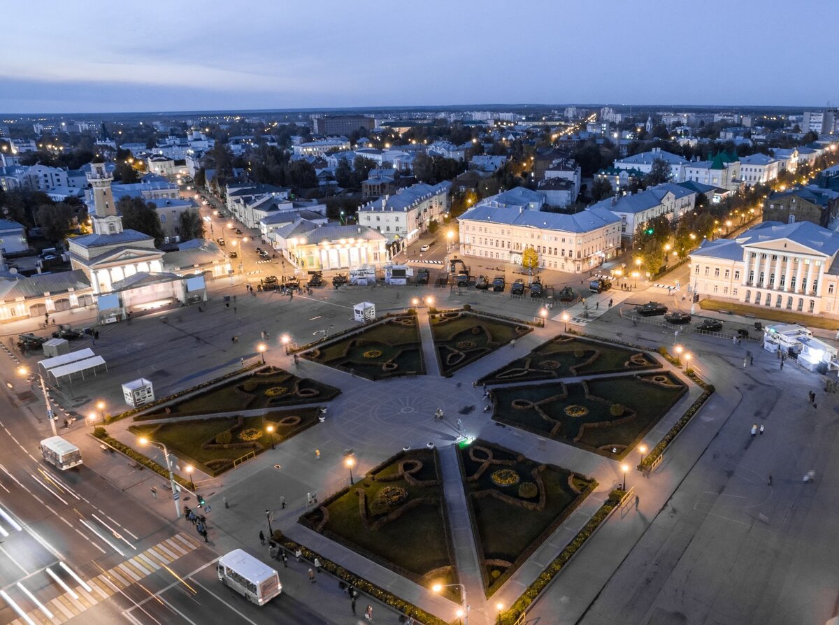 сусанинская площадь в костроме