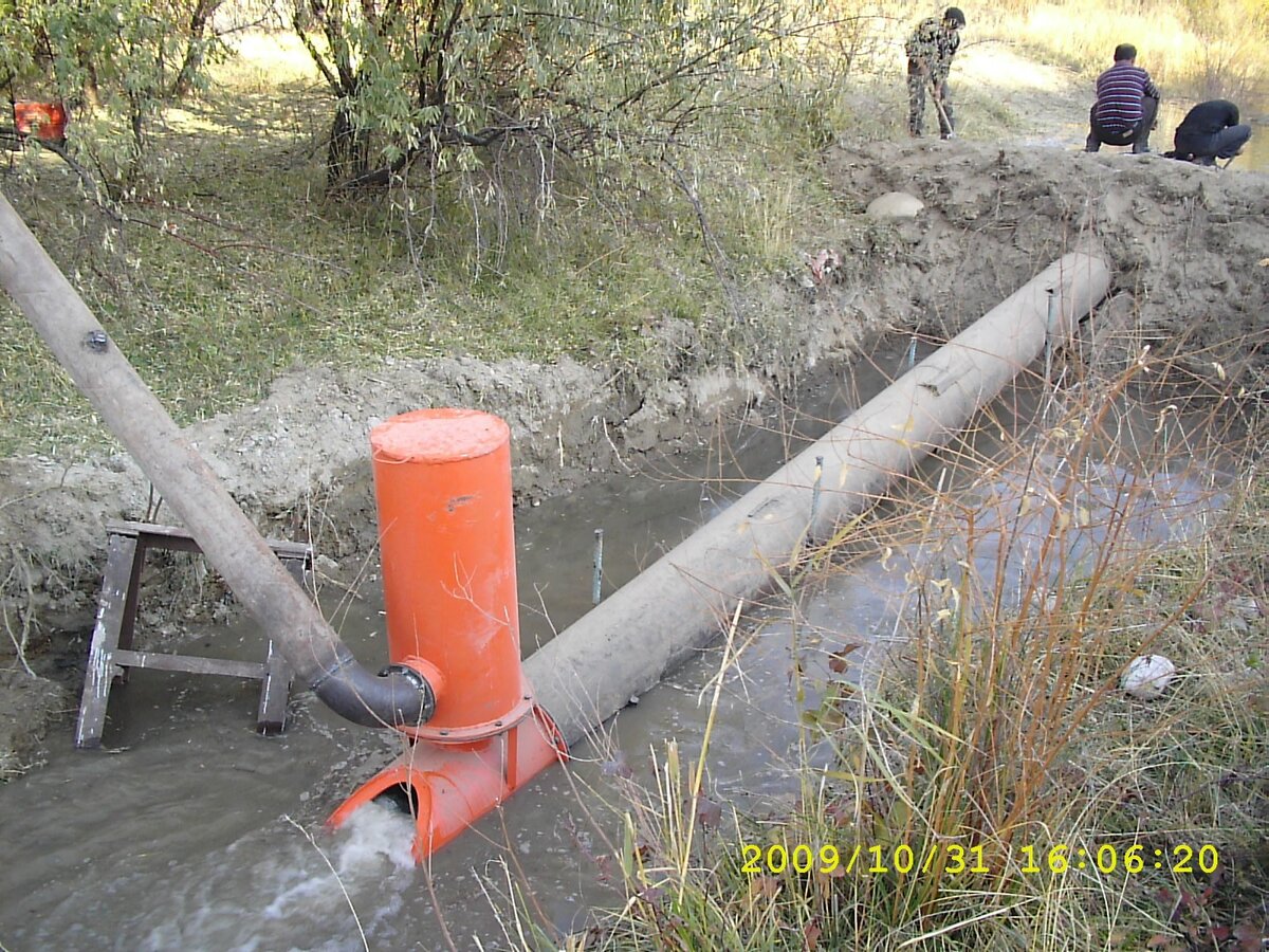 Гидротаран. Насос, качающий воду для полива без электричества и топлива