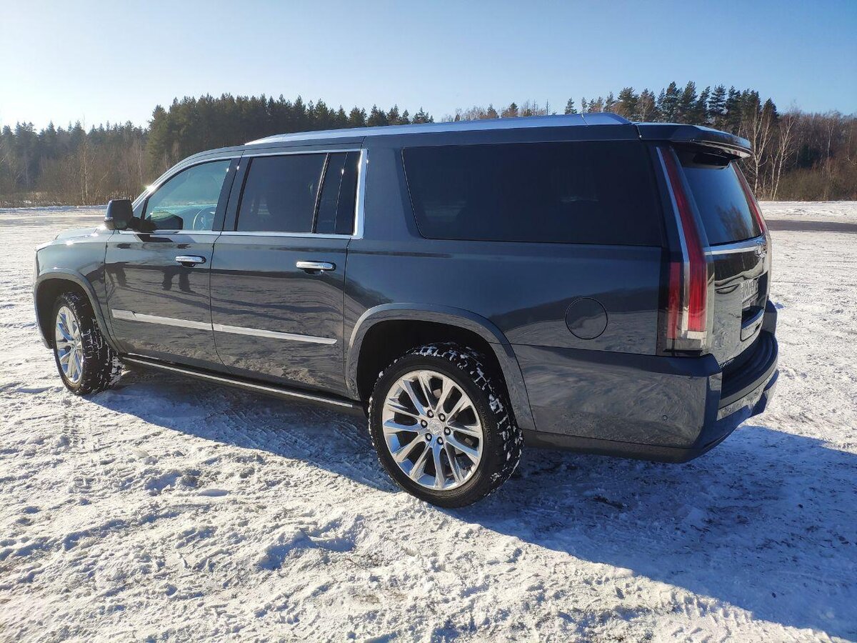 Ford Escalade 2