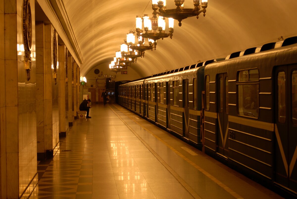 Перон ст. м. Нарвская, фото 17.02.2020 г.