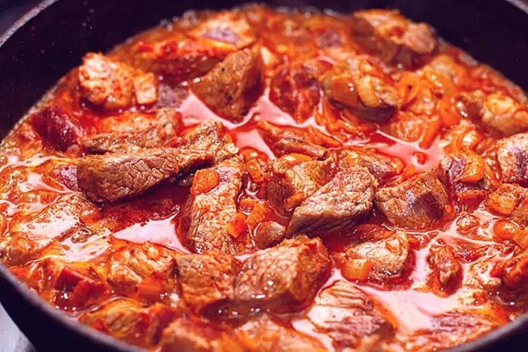 Мясной гуляш по-домашнему рецепт – Венгерская кухня: Основные блюда. «Еда»