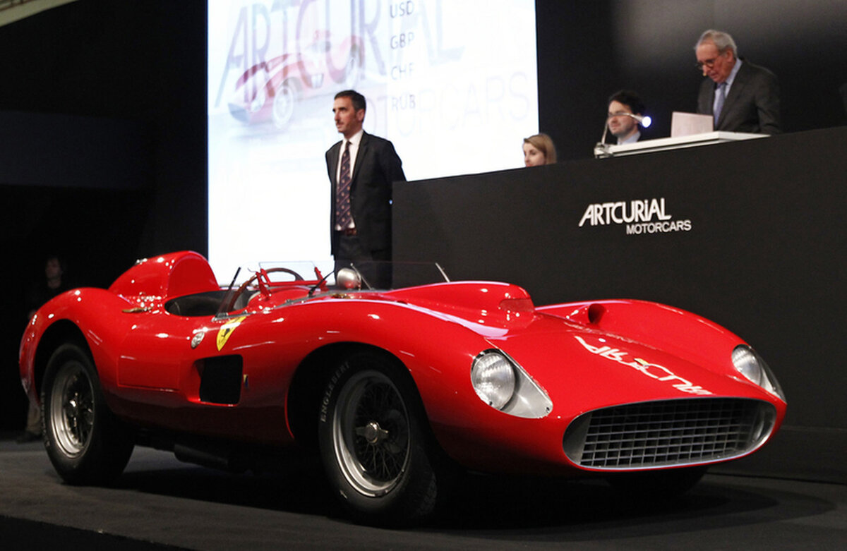 Ferrari 335 S Spider Scaglietti 1957 на аукционе. 