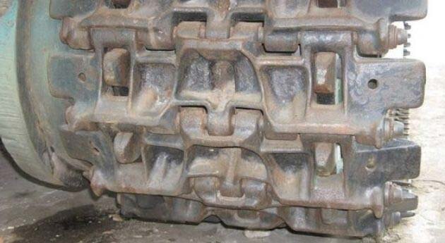 Из чего делают гусеницы танка | Uazovod Patrick | Дзен