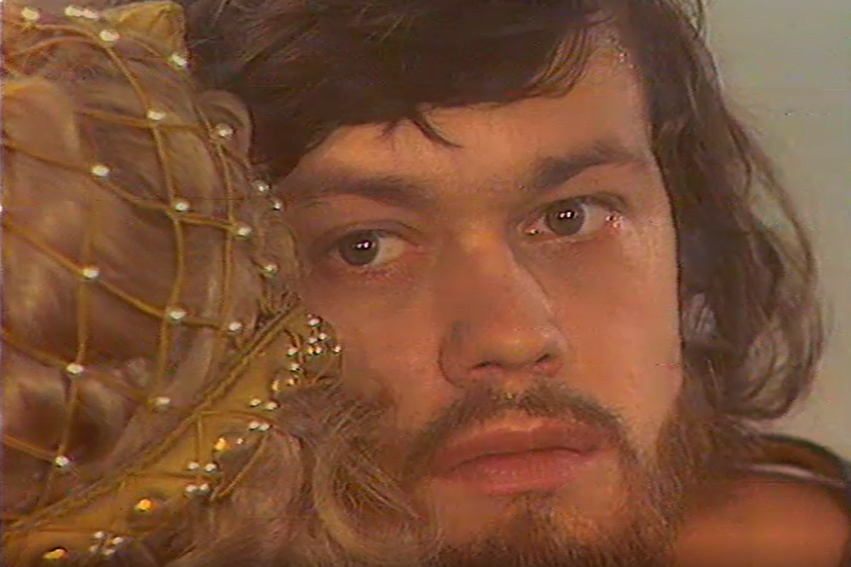 Н.Караченцов в фильме-спектакле "Пир во время чумы" (1974)