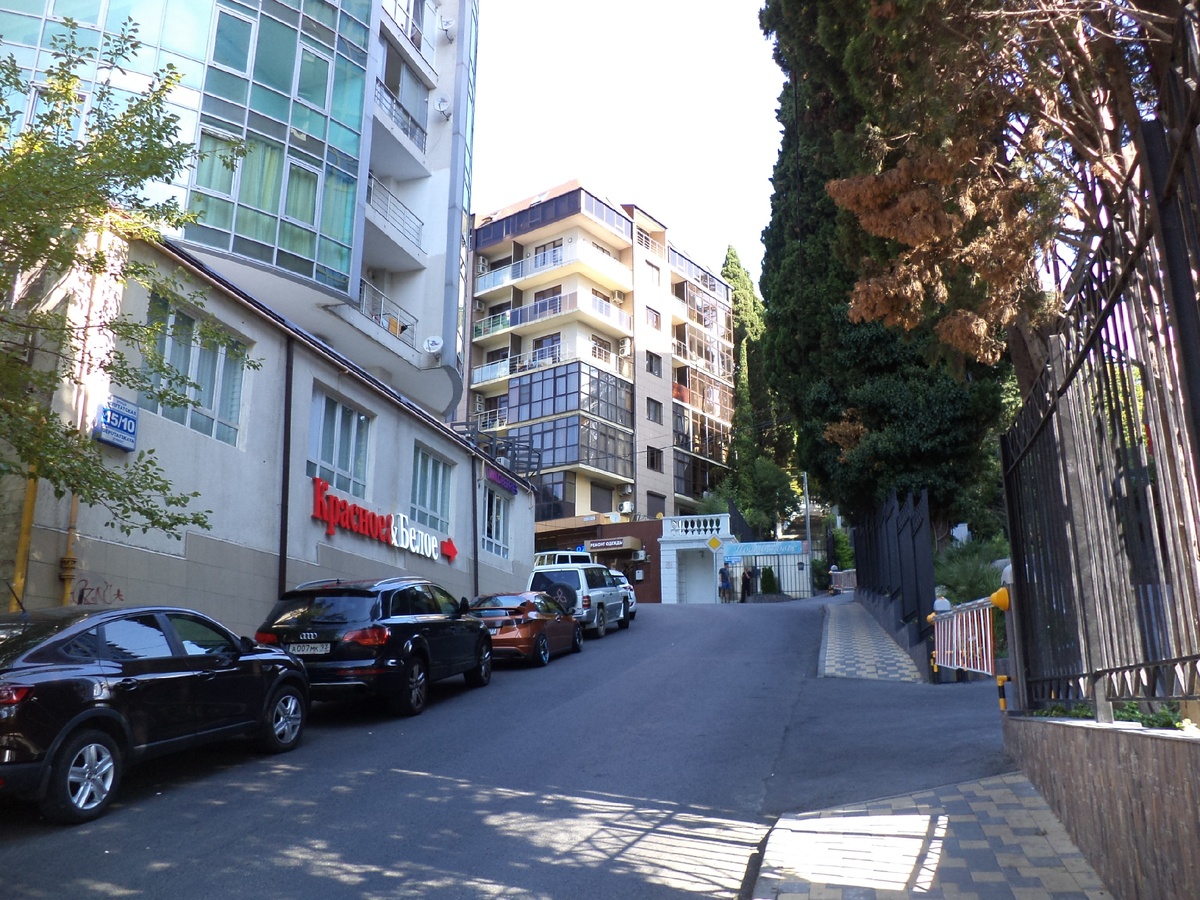 Сочи. Уголок центральной части города.