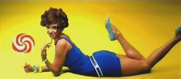 В клипе "я волна" dj smash