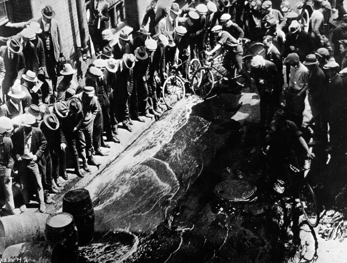 Сухой закон в США (Фото из открытых источников)