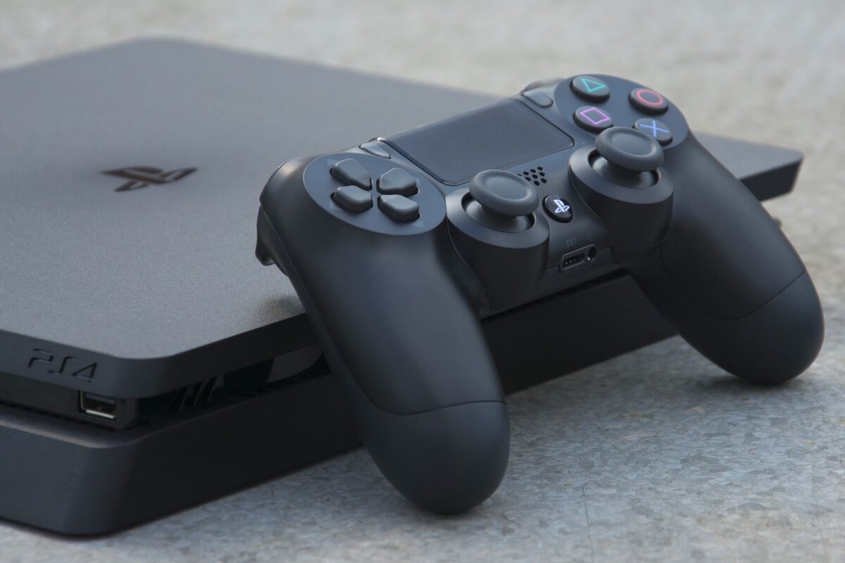 PlayStation4 slim