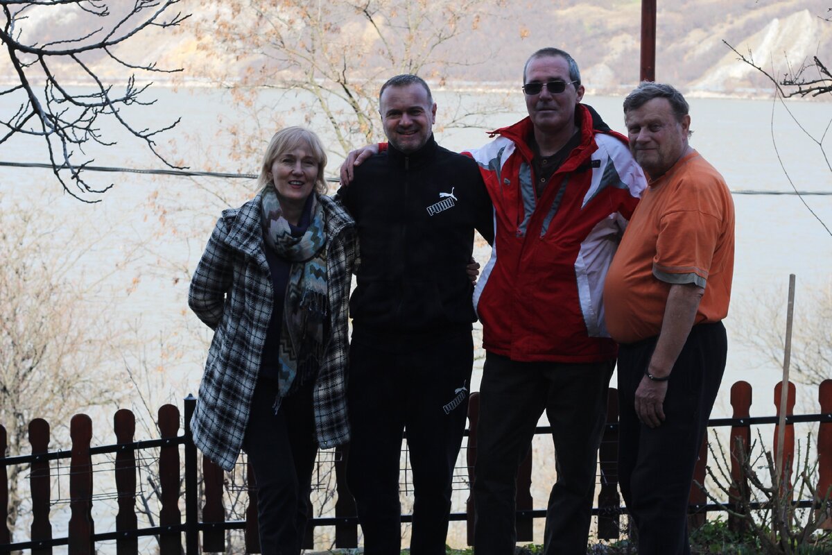 За спиной Дунай и Румыния, в компании с джердаповскими друзьями.