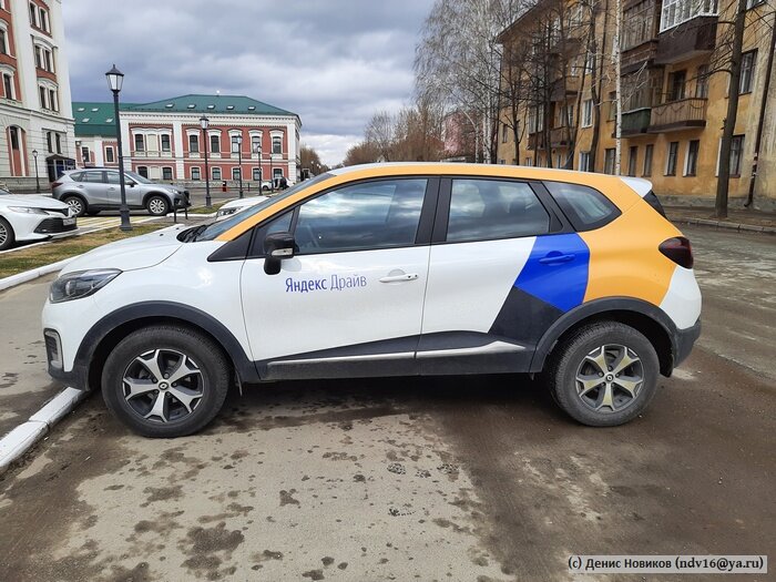 Автомобиль каршеринга "Яндекс Драйв" в Казани