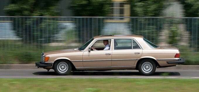 Чумовой Mercedes-Benz 450 SEL 6.9! (W116), 1979 год.