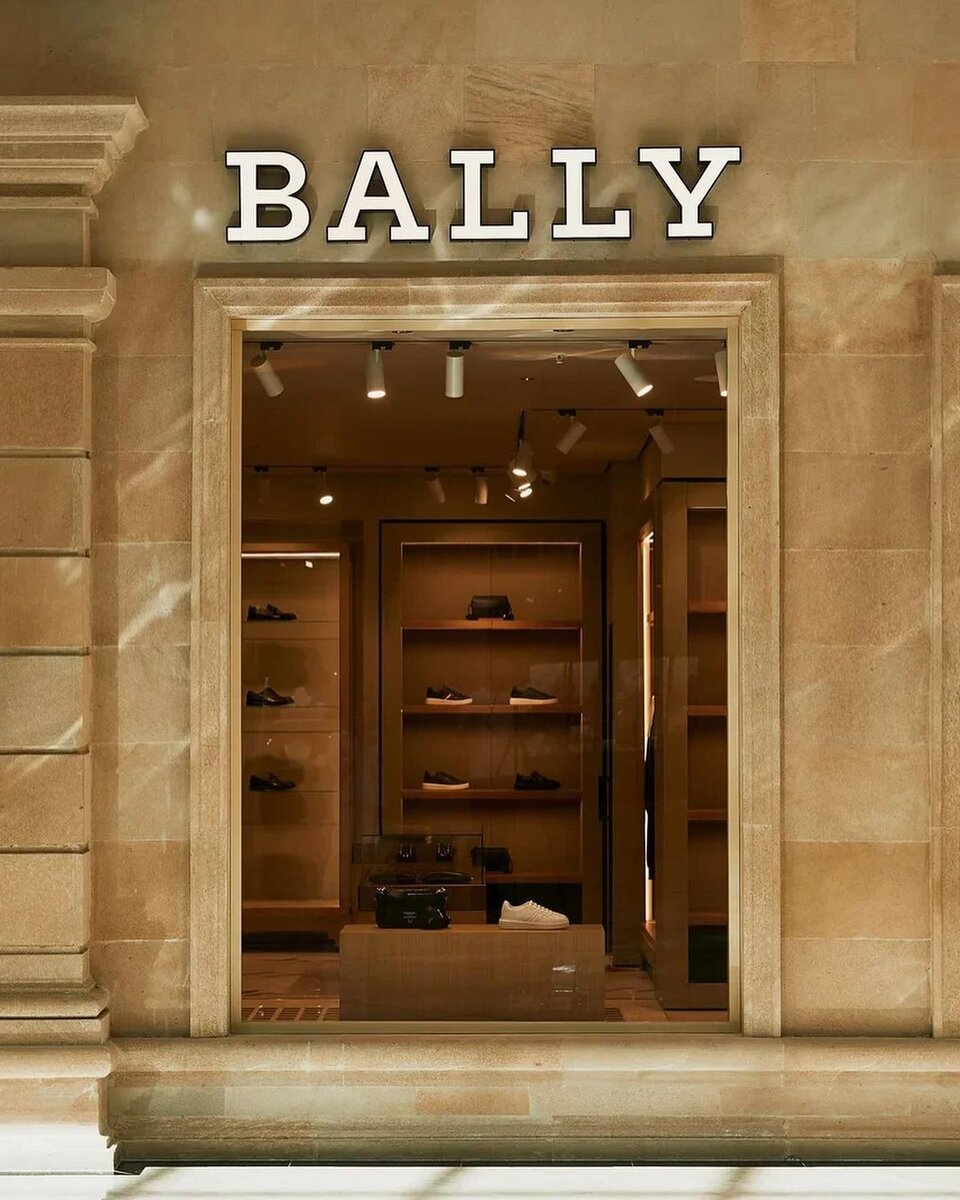 https://www.instagram.com/crocuscitymall/