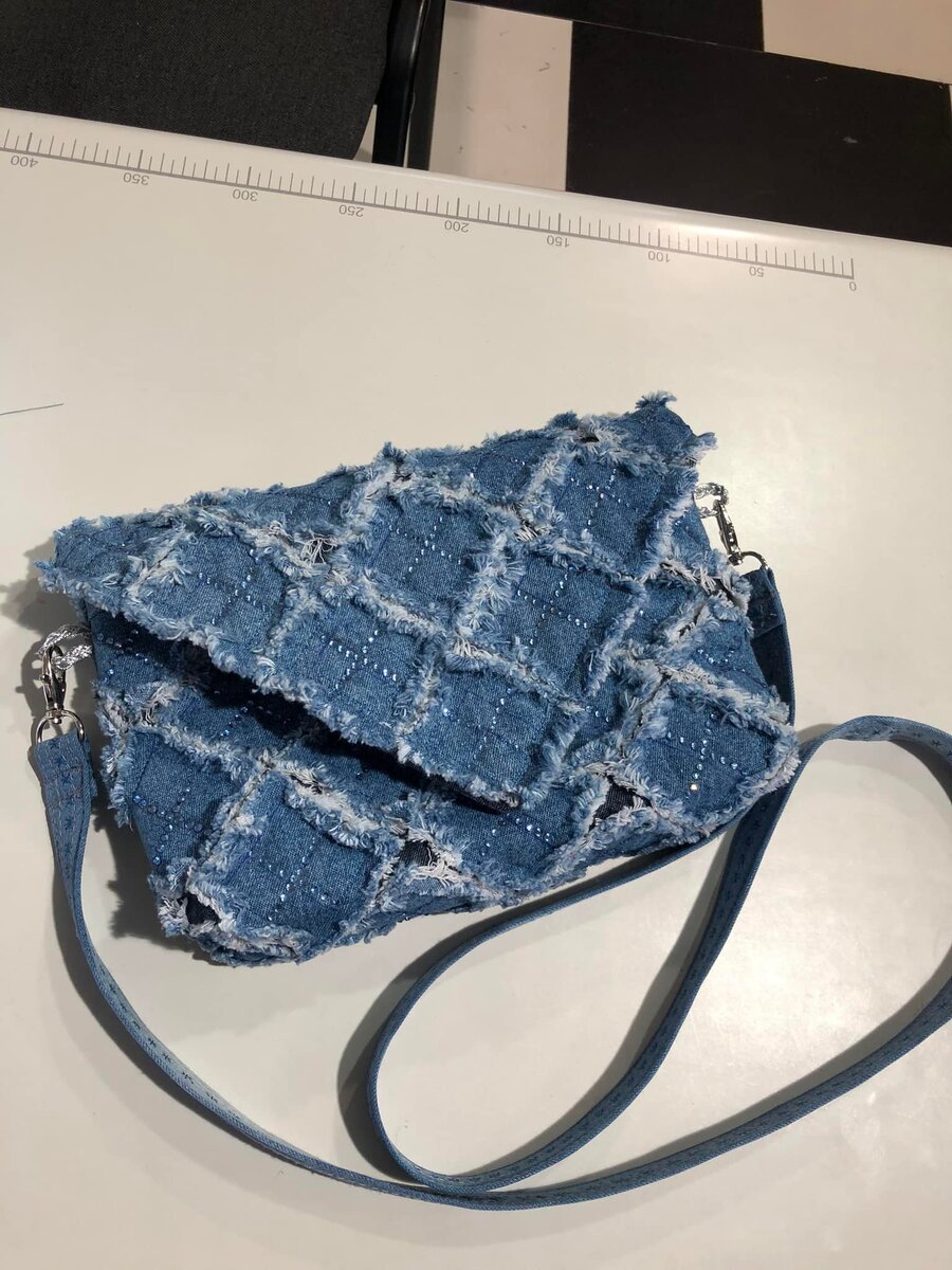 автор Елена Черчел