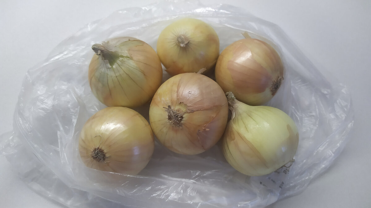 Лук - 21,46р (49р/кг)