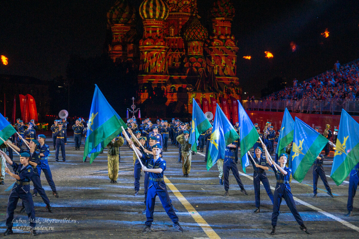 Москва фестиваль спасская башня 2022. Фестиваль Спасская башня 2022. Спасская башня 2022 ВДВ. Спасская башня фестиваль 2023 парки. Спасская башня фестиваль 2022 редкие фото.