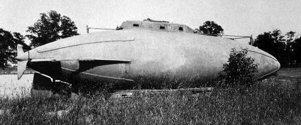 Подводная лодка в «New York State Marine School», где находилась 1916-1927 годы