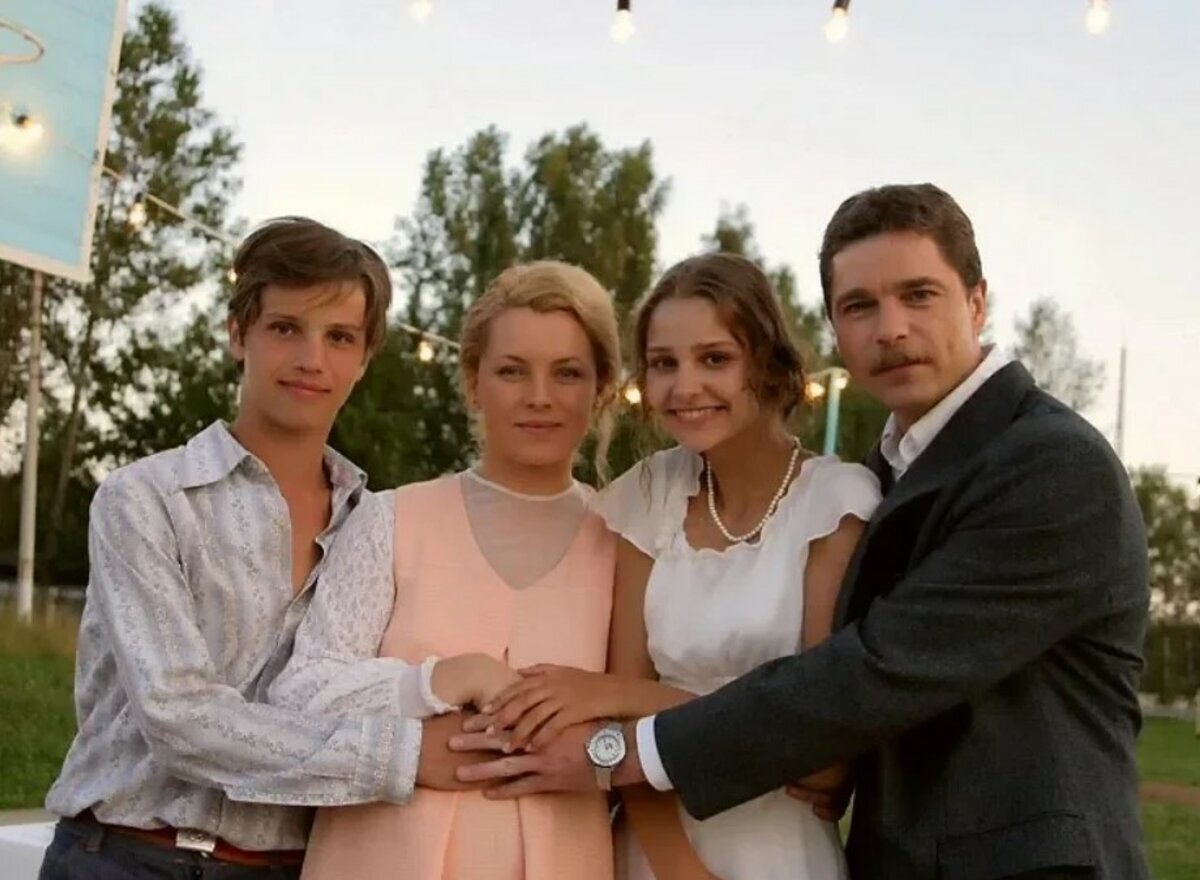    Василий Лыкшин, Лариса Шахворостова, Глафира Траханова, Сергей Маховиков