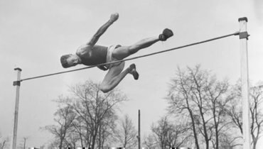 Прыжок на тот свет. Трагическая история рекордсмена мира из Ленинграда  📷
