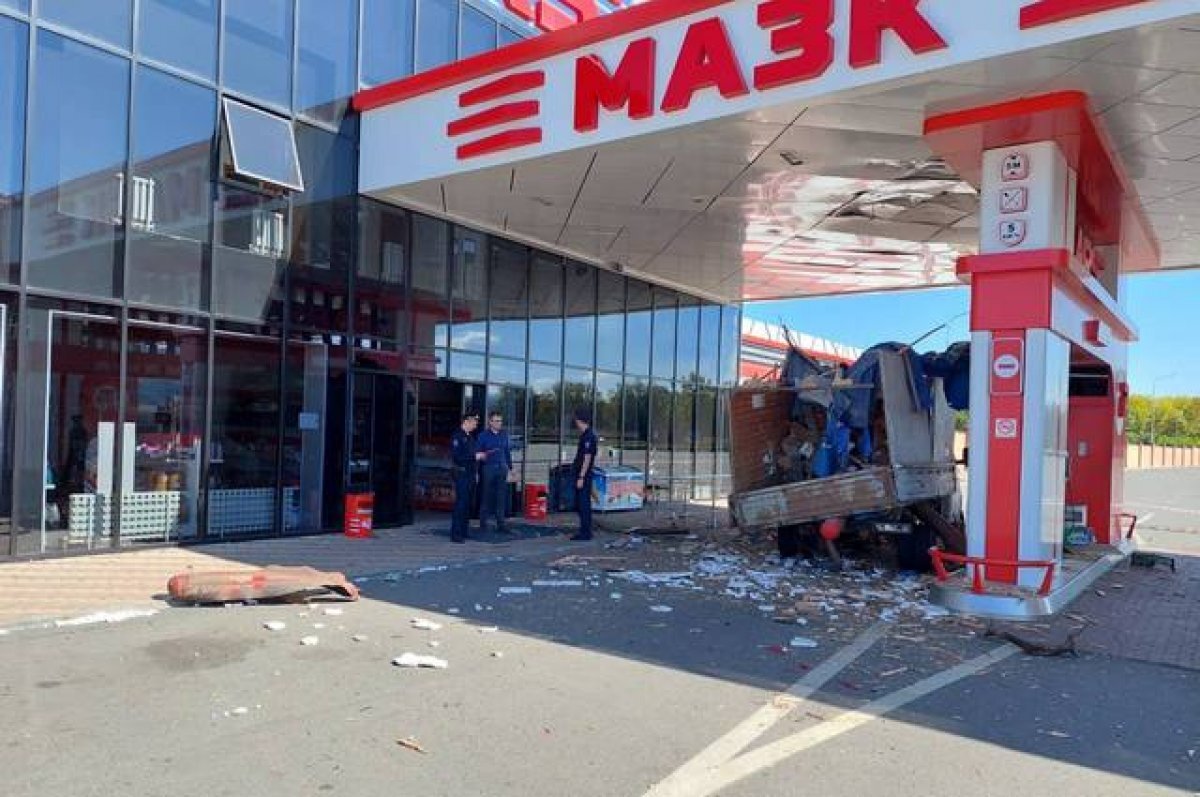    Взрывом газового баллона на заправке в Осетии заинтересовалась прокуратура