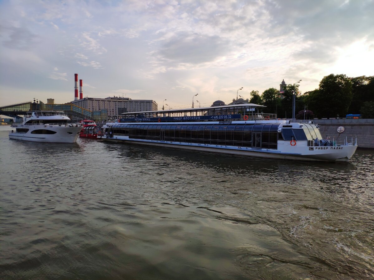 Прогулки в Москве речные River