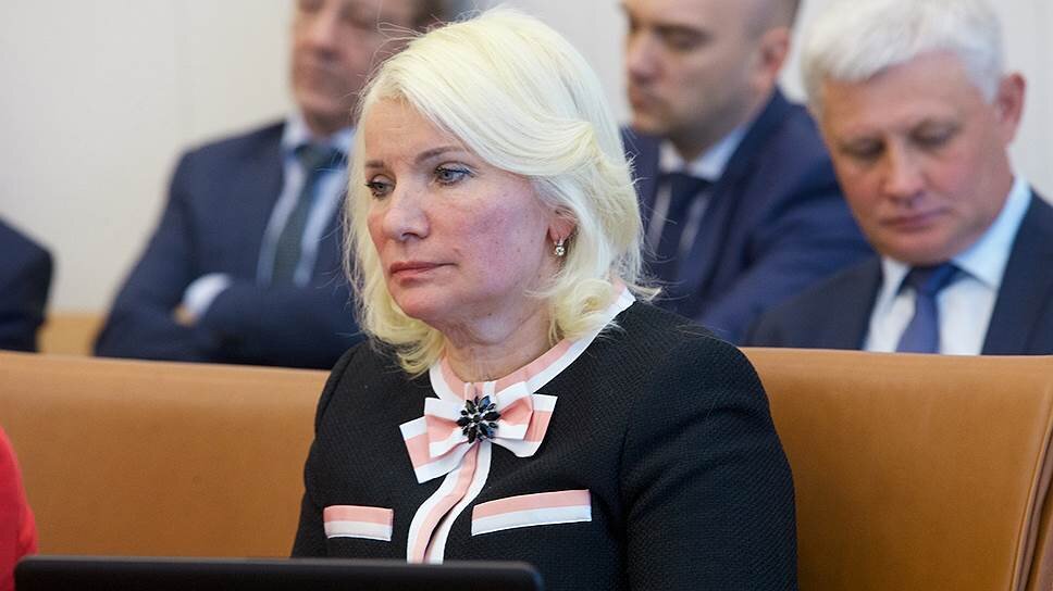 Председатель Счетной палаты Красноярского края Татьяна Давыденко, захлебываясь слезами, рассказала о масштабном воровстве в лесном хозяйстве.