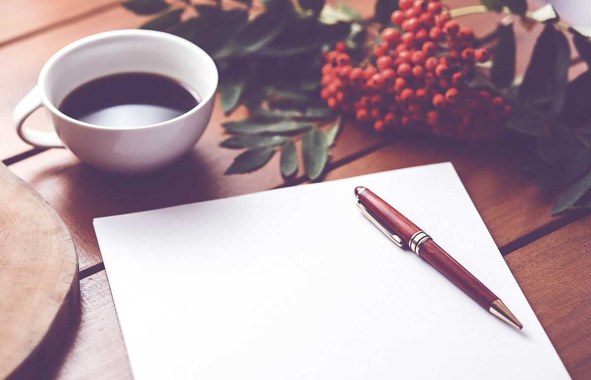 
Привет, мои дорогие! 
Сегодняшний выпуск посвящен довольно популярному вопросу - Как найти работу мечты? И, наверное, я могу смело на него отвечать, так как сегодня у меня именно такая работа. Которая дарит мне свободу, удовольствие, радость общения с отличной командой, возможность работы в любой точке мира ну и прочие радости ;)