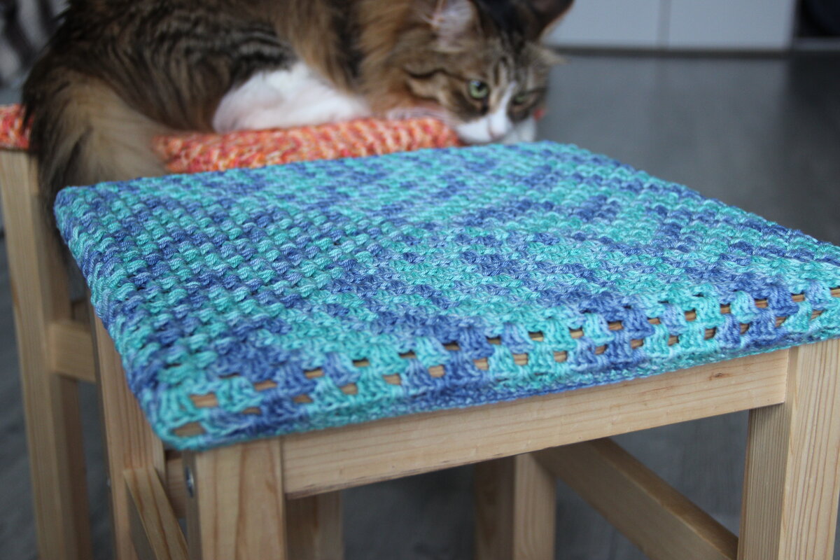 Голубенькая накидка, с которой все началось