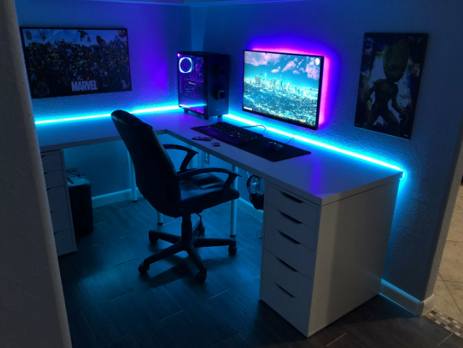 Подсветка компьютерного стола светодиодной лентой