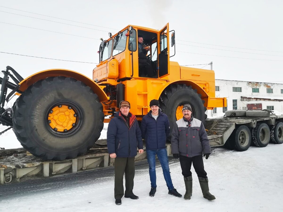 Собранный нами трактор, отлично показывающий себя в зимних условиях